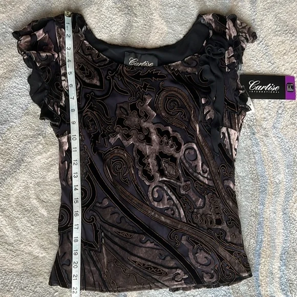 Black and Brown Skirt Set - Picture 9 of 16